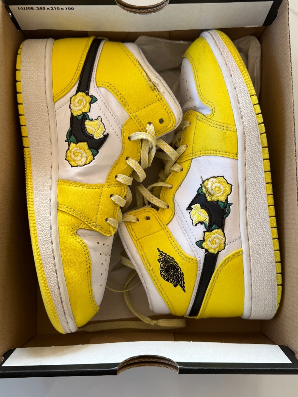 Rare Floral Jordan 1 Mid SE Yellow/White/Black - Kids 4Y / Women’s 5.5